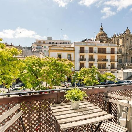 Catedral Suites Jerez Jerez de la Frontera Exterior foto