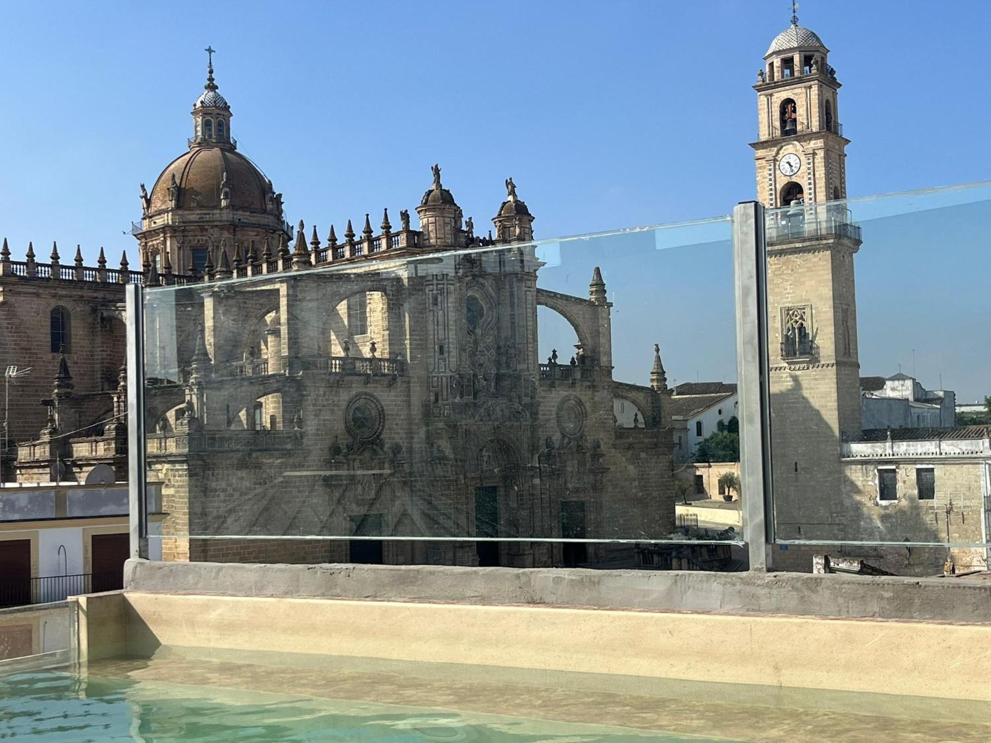 Catedral Suites Jerez Jerez de la Frontera Exterior foto